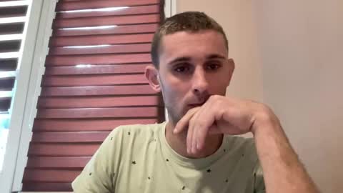 tommilovee online show from 25, 5, 2026