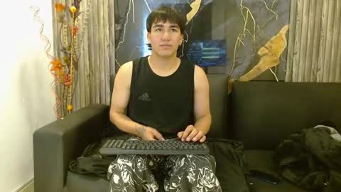 tommy160920 online show from 14, 11, 2025