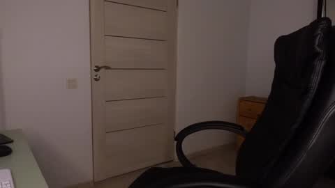  tommy burnzzz  online show from 30, 1, 2025