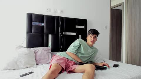   online show from 20, 1, 2025