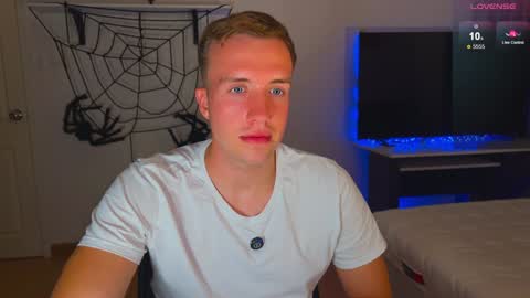 Snapshot of tommy_cumfinger chatting on 11, 12, 2024 Tommy online show from 11, 12, 2024