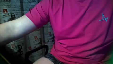 Snapshot of tommy_li_2 chatting on 12, 12, 2024 Tommi Li online show from 12, 12, 2024