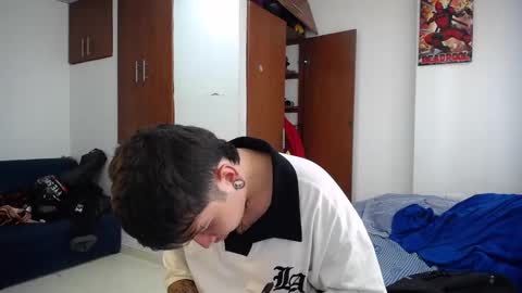 Snapshot of tommy_sins619 chatting on 3, 2, 2025 Dirty Tommy online show from 3, 2, 2025