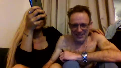 Snapshot of tommyandtomara chatting on 15, 4, 2026 tommyandtomara online show from 15, 4, 2026