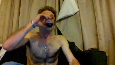 Snapshot of tommyandtomara chatting on 8, 5, 2026 tommyandtomara online show from 8, 5, 2026