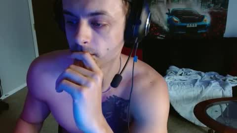 Snapshot of tommystrokes_ chatting on 29, 4, 2026 Tommy Strokes online show from 29, 4, 2026