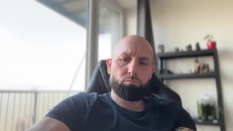 Thomas Fit online show from 5, 3, 2026