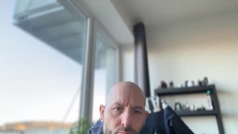 Thomas Fit online show from 7, 4, 2026