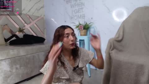 leyla  online show from 28, 1, 2025