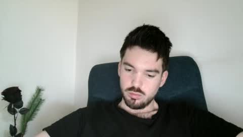 Snapshot of tomylind chatting on 25, 4, 2026 Onlyfans - Tomylind keep you in touch there online show from 25, 4, 2026