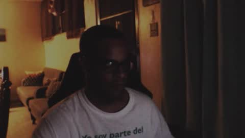 Snapshot of toni2814 chatting on 1, 2, 2026 Antonio online show from 1, 2, 2026