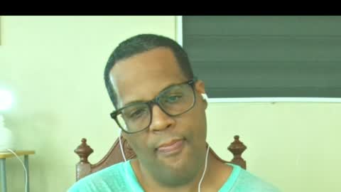 Snapshot of toni2814 chatting on 25, 4, 2026 Antonio online show from 25, 4, 2026