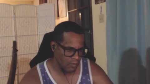 Snapshot of toni2814 chatting on 3, 5, 2026 Antonio online show from 3, 5, 2026