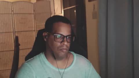 Snapshot of toni2814 chatting on 7, 5, 2026 Antonio online show from 7, 5, 2026