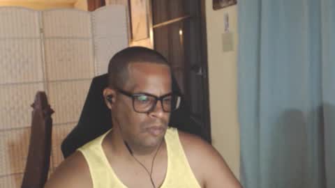 Snapshot of toni2814 chatting on 9, 5, 2026 Antonio online show from 9, 5, 2026