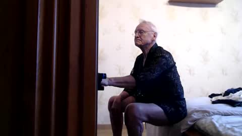 Snapshot of tonpatou chatting on 10, 11, 2025 Tonpatou online show from 10, 11, 2025