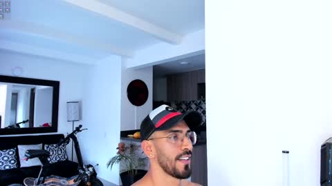 tony muscle1 online show from 27, 1, 2025