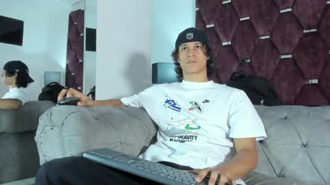 Snapshot of tonybenedetti chatting on 10, 4, 2026 Tony Benedetti online show from 10, 4, 2026