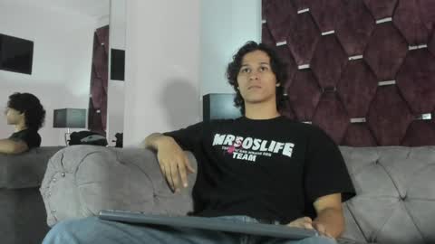 Snapshot of tonybenedetti chatting on 11, 4, 2026 Tony Benedetti online show from 11, 4, 2026