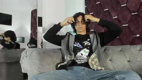 Snapshot of tonybenedetti chatting on 12, 4, 2026 Tony Benedetti online show from 12, 4, 2026
