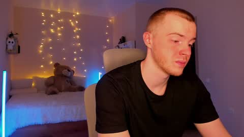 Snapshot of toohornyserj chatting on 8, 12, 2024 toohornyserj online show from 8, 12, 2024