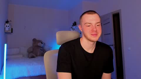 Snapshot of toohornyserj chatting on 9, 12, 2024 toohornyserj online show from 9, 12, 2024