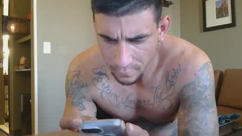 Snapshot of toomuchsmoke chatting on 8, 1, 2025 toomuchsmoke online show from 8, 1, 2025