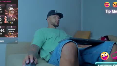 Snapshot of toonnydee chatting on 14, 3, 2026 Tony Dee online show from 14, 3, 2026