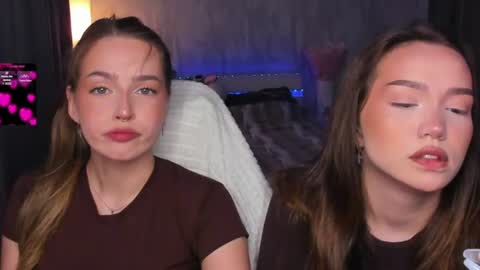 Snapshot of top_twins chatting on 23, 7, 2026 Yara online show from 23, 7, 2026