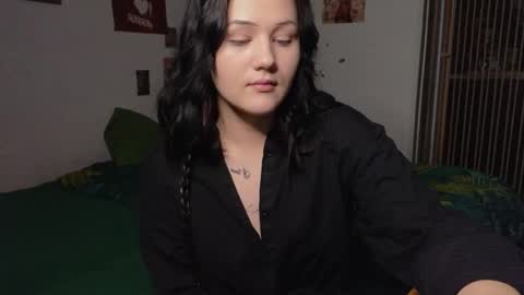 Snapshot of tori_sweet_tori chatting on 8, 4, 2026 Tori online show from 8, 4, 2026