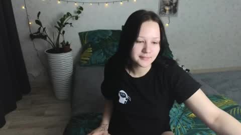 Snapshot of tori_sweet_tori chatting on 31, 5, 2026 Tori online show from 31, 5, 2026
