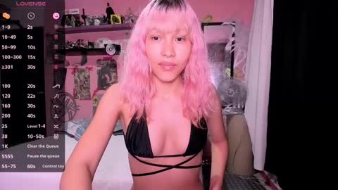 Snapshot of torispace chatting on 6, 3, 2025 ToriSpace online show from 6, 3, 2025