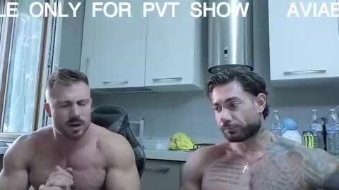 Snapshot of toro_arrapato chatting on 6, 8, 2026 toro_arrapato online show from 6, 8, 2026