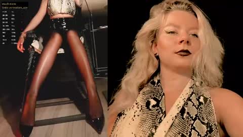 Snapshot of totally_spy chatting on 6, 6, 2026 Madam Viktoria Vacation in Portugal 2811 - 0412 online show from 6, 6, 2026