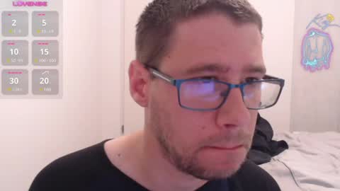 Snapshot of totoclown chatting on 14, 5, 2026 Thomas online show from 14, 5, 2026