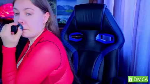   online show from 31, 10, 2025