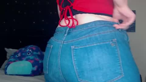 Lilly Miss Mistress Goddess Maam Queen Boss online show from 15, 12, 2024