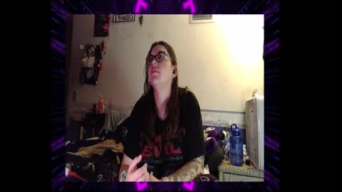 Toxiclove1311 online show from 6, 1, 2026