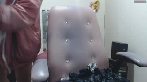 Snapshot of toxxxic_cams chatting on 3, 5, 2026 toxca69 online show from 3, 5, 2026