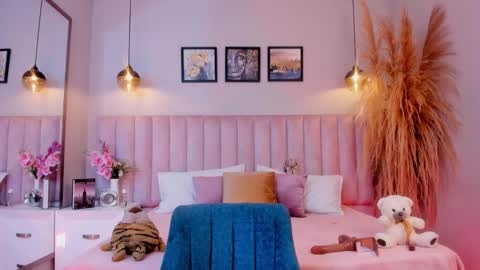 Tracy  online show from 11, 2, 2026