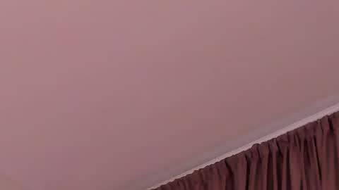 Snapshot of tracy_tay1or chatting on 7, 3, 2025 Tracy GMT2 Mon 3 AM - 4 PM Tue 3 AM - 4 PM Wed 3 AM - 4 PM Thur 3 AM - 4 PM Fri 3 AM - 4 PM online show from 7, 3, 2025