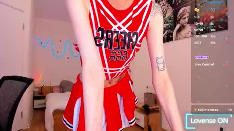 Ariana and Erik online show from 27, 11, 2025