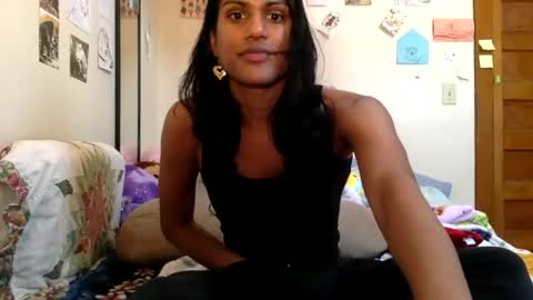 Snapshot of transamoure chatting on 27, 2, 2026 transamoure online show from 27, 2, 2026