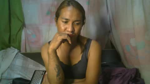 Snapshot of transhottie28 chatting on 4, 3, 2025 transhottie28 online show from 4, 3, 2025