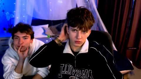 Travis online show from 30, 11, 2025