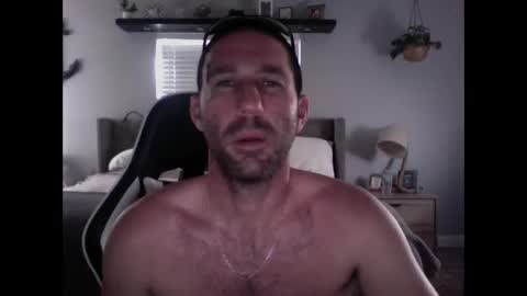 TravisKenn online show from 31, 12, 2024