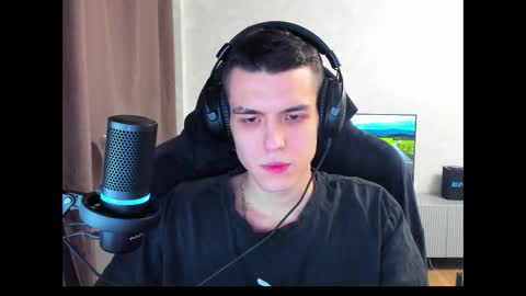 travisrivas online show from 28, 2, 2025