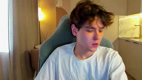 travisrivas online show from 7, 10, 2025