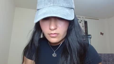 Snapshot of trebol_4 chatting on 21, 4, 2026 trebol_4 online show from 21, 4, 2026