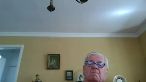 Snapshot of trekbeestje1 chatting on 11, 7, 2026 trekbeestje online show from 11, 7, 2026